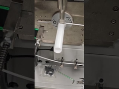 máquina de bobinado ultrasónico funcionando eficientemente