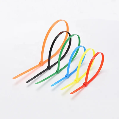 Uno mismo de la cremallera que cierra el artículo de nylon de las bridas de plástico usando multicolor blanco negro de 3,6 x de 100m m